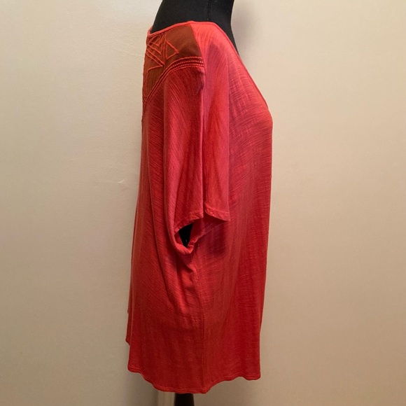 Cable & Gauge Plus Size Tunic Top Sheer Mesh Lace Back Panel Size 1X - Picture 5 of 9